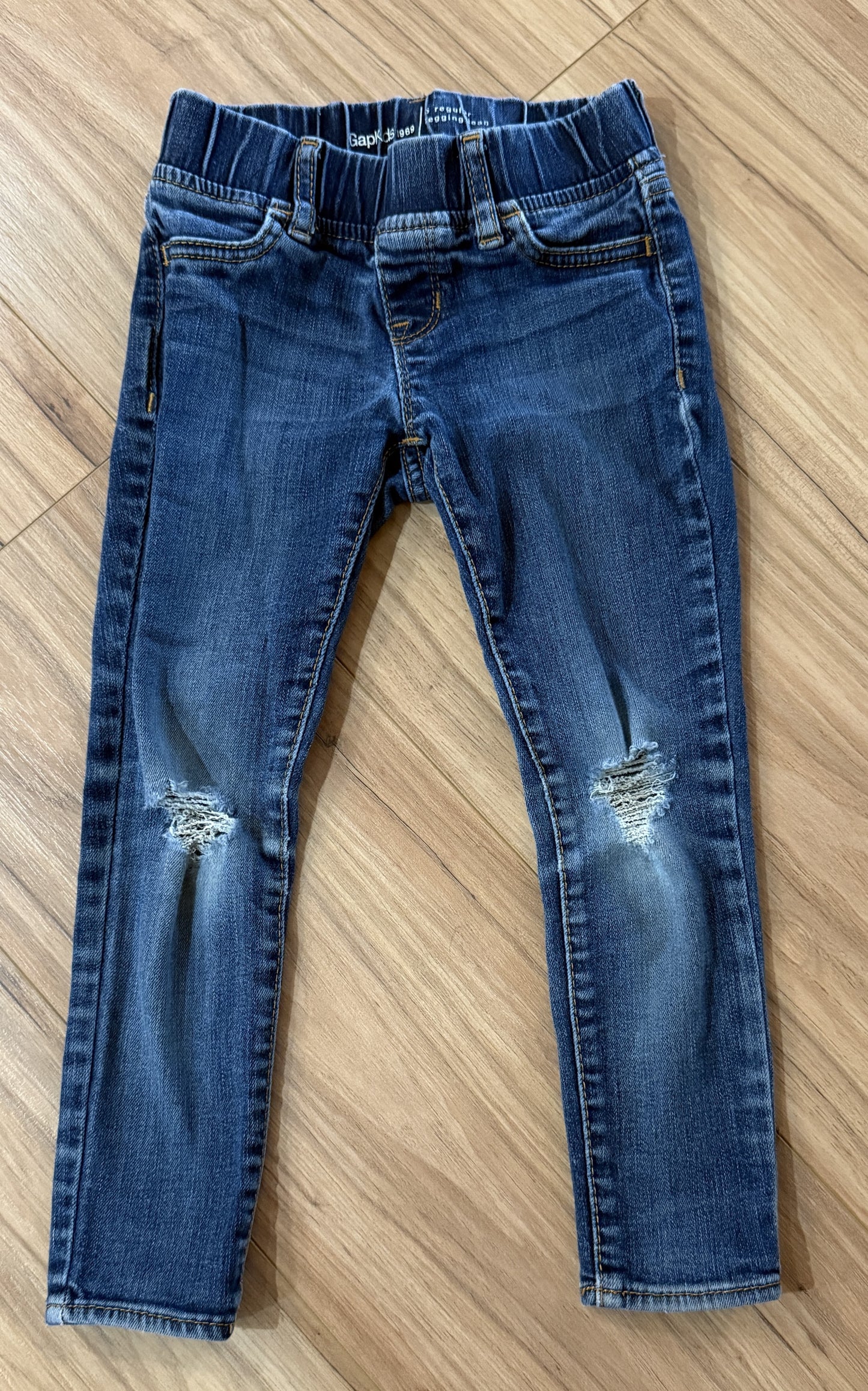 Seller #81 Girls Size 5 GapKids Regular Legging Jean
