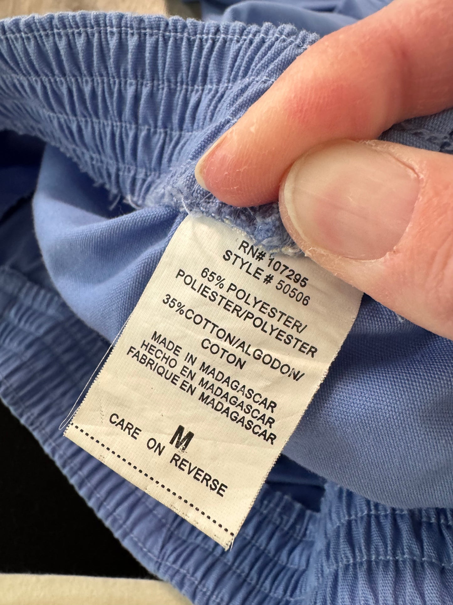 #149 reduced Men’s medium Dickies blue scrub pants