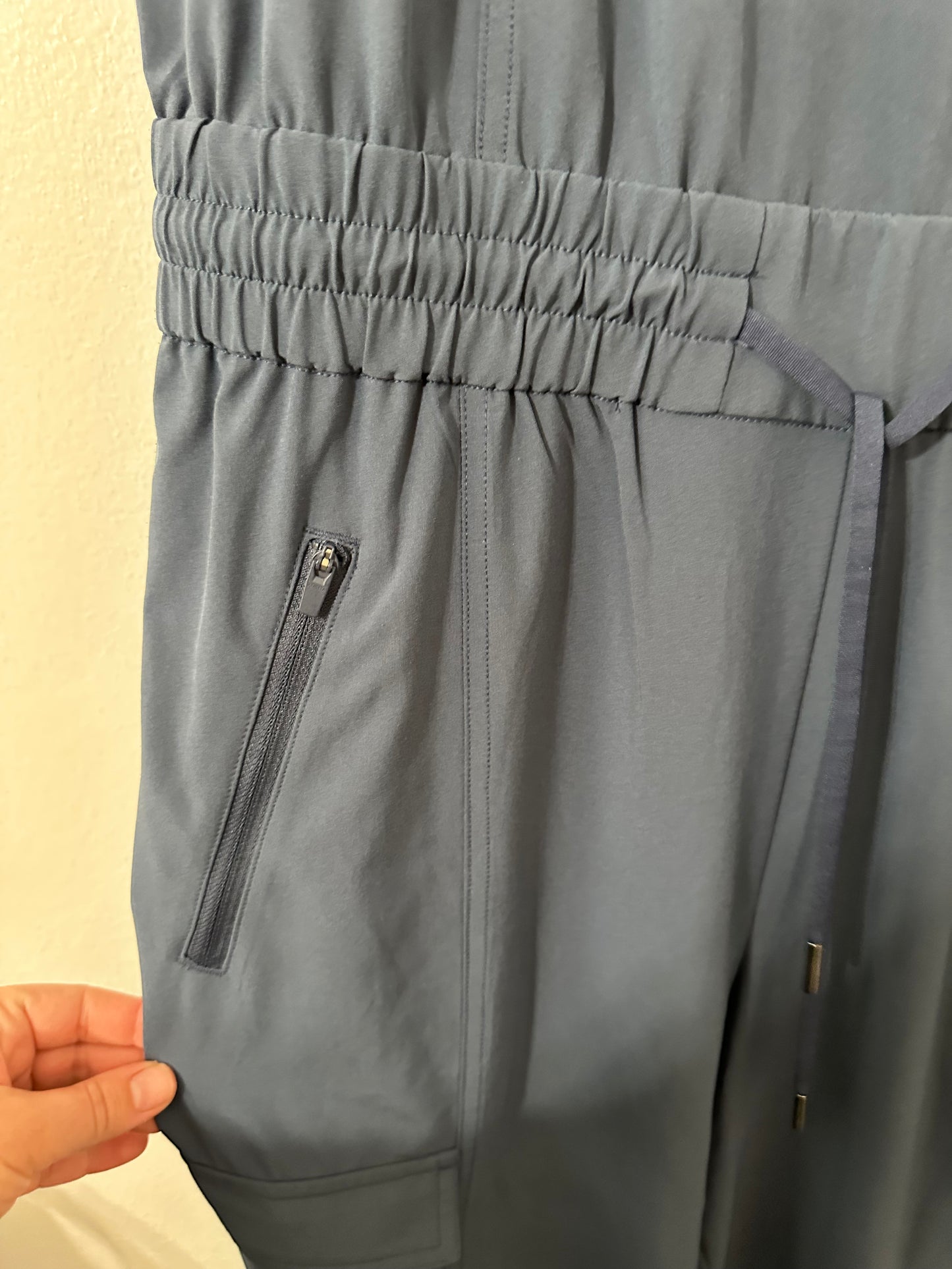 #111 Athleta Unbound Jumpsuit Size Small Iron Blue Athleisure