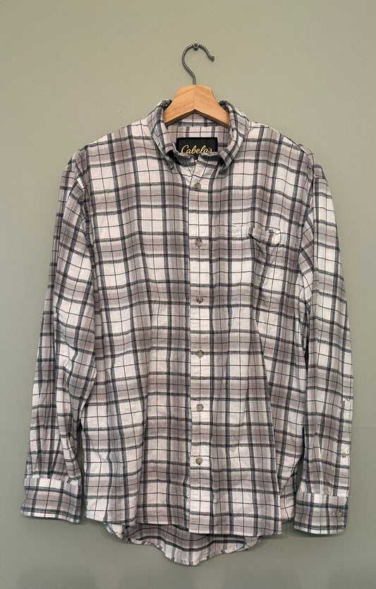 Seller #168 Cabela’s Men’s Medium White/Gray Plaid Flannel