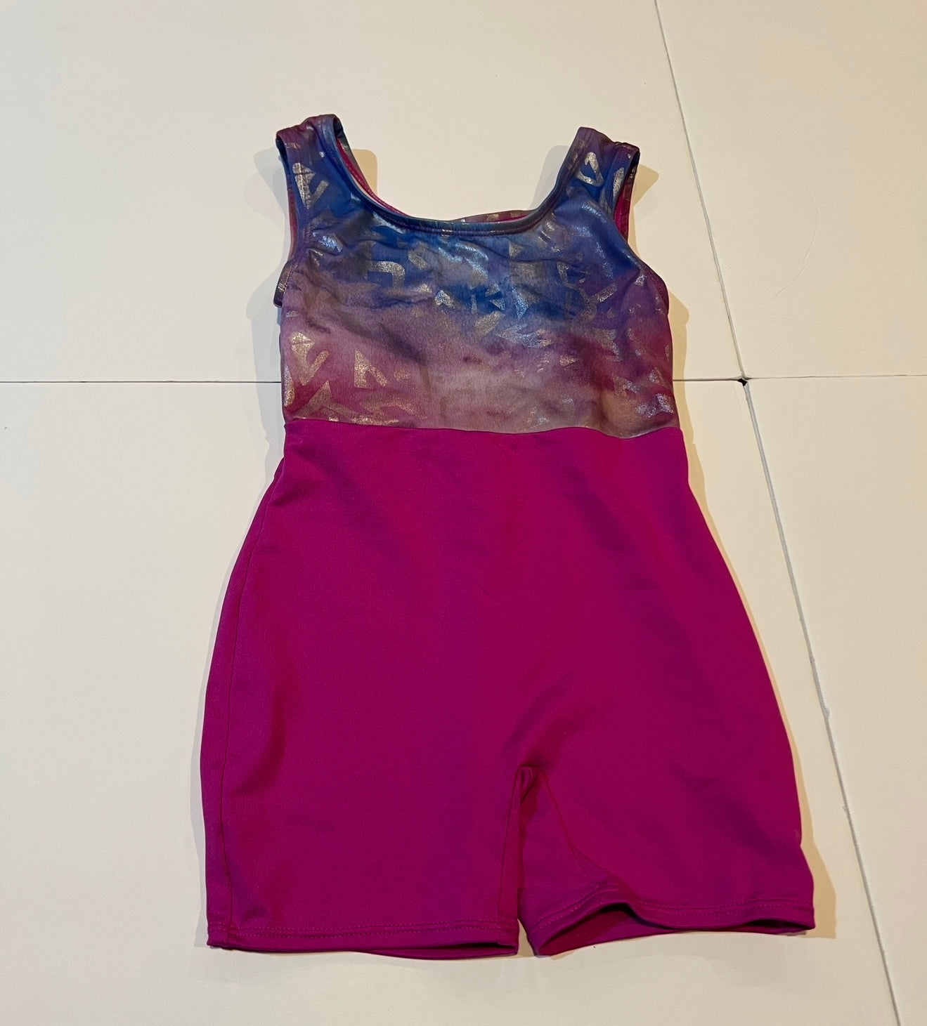 #180 Girls 4/5 Cat & Jack Set of 2 leotards with Shorts -Purple and Bright Pink