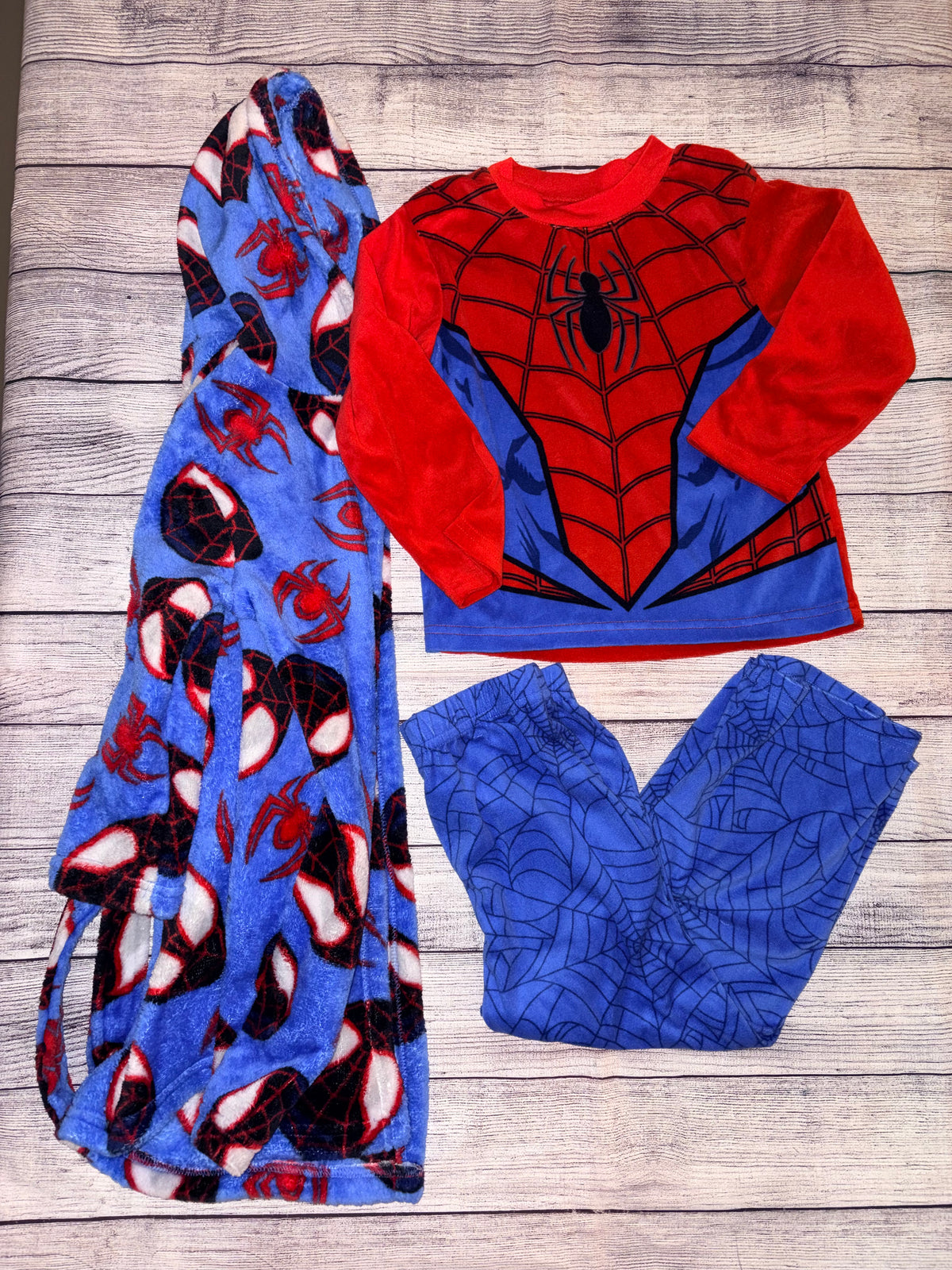 Seller 124 Marvel 4T Boy’s Spiderman 3pc Pajama Set
