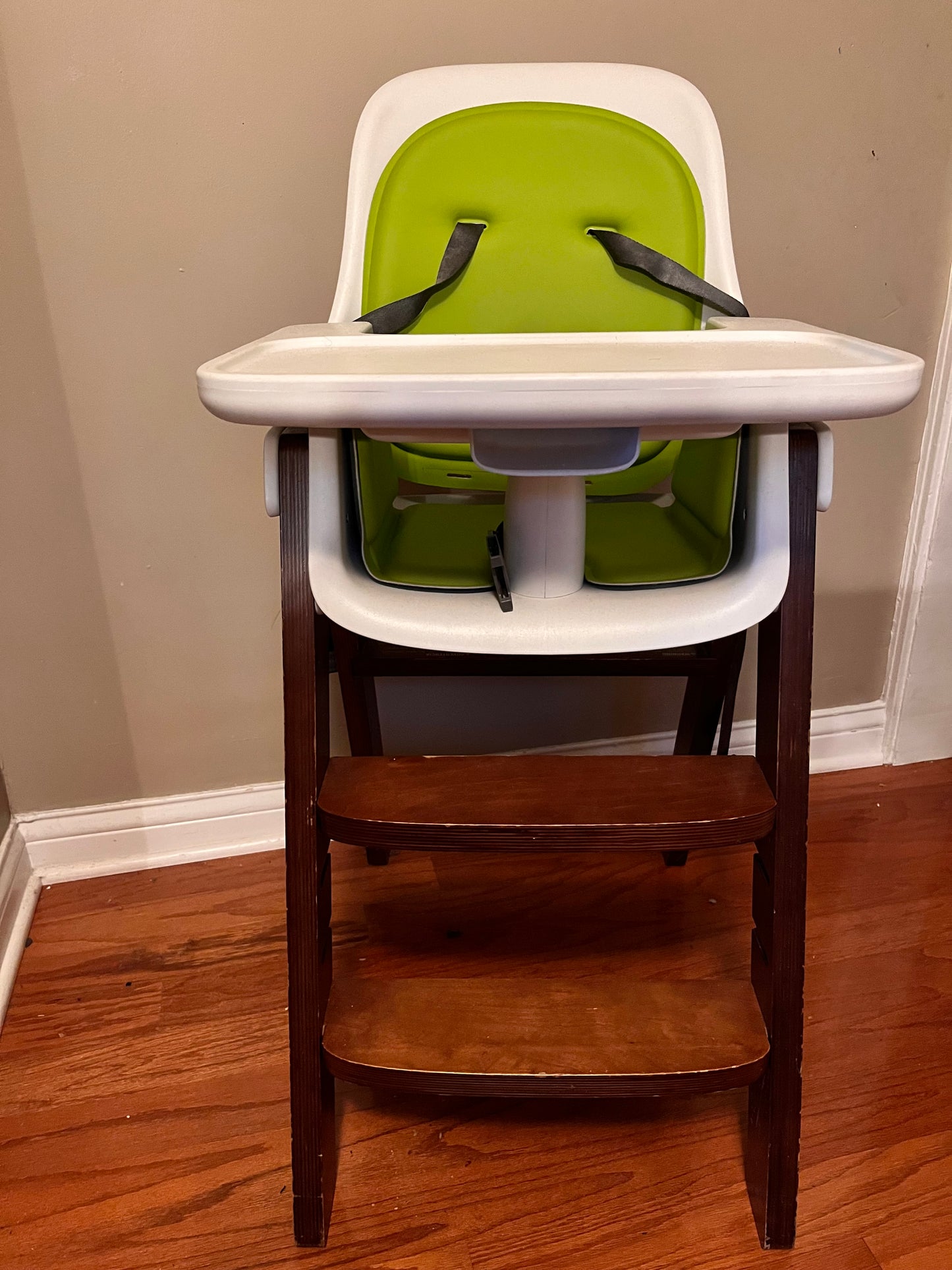 Porch pickup 45236 Oxotot sprout wooden high chair and booster