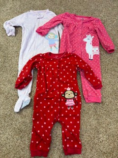 #47 girls 18mo carters sleepers