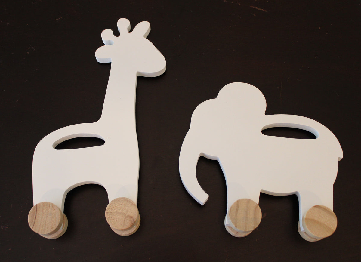 #168 Wooden Giraffe & Elephant decor