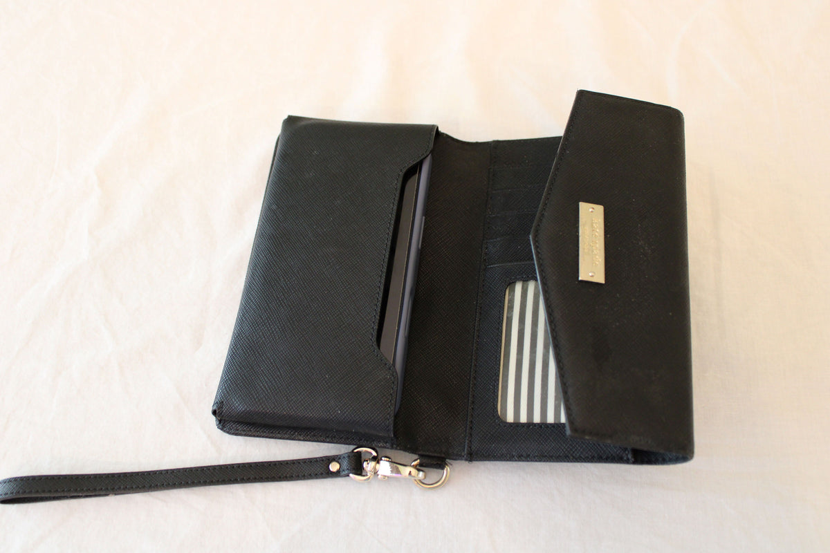 #168 Kate Spade clutch