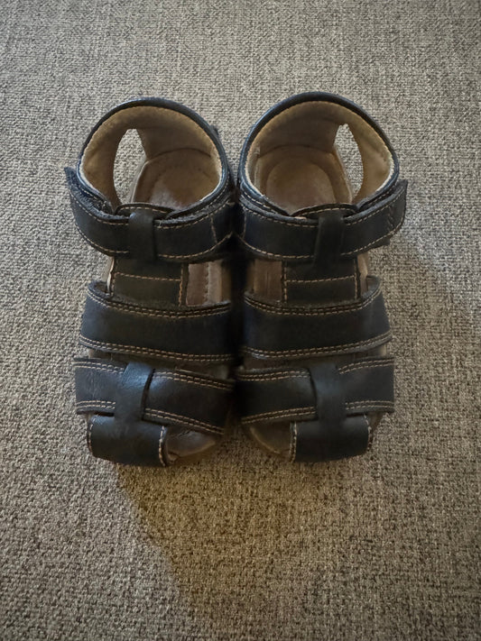 REDUCED #92 boys see Kai run shoes/ sandals size 7