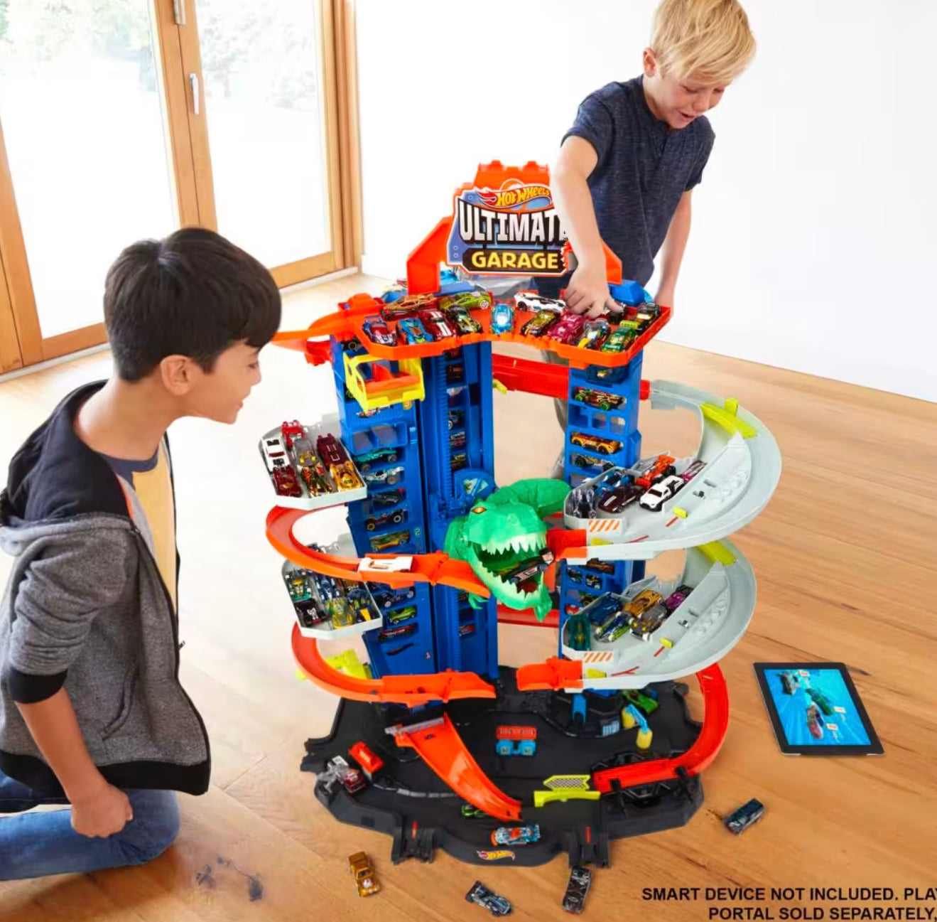 #180 Hot Wheels City Ultimate Garage with Parking for 100 cars