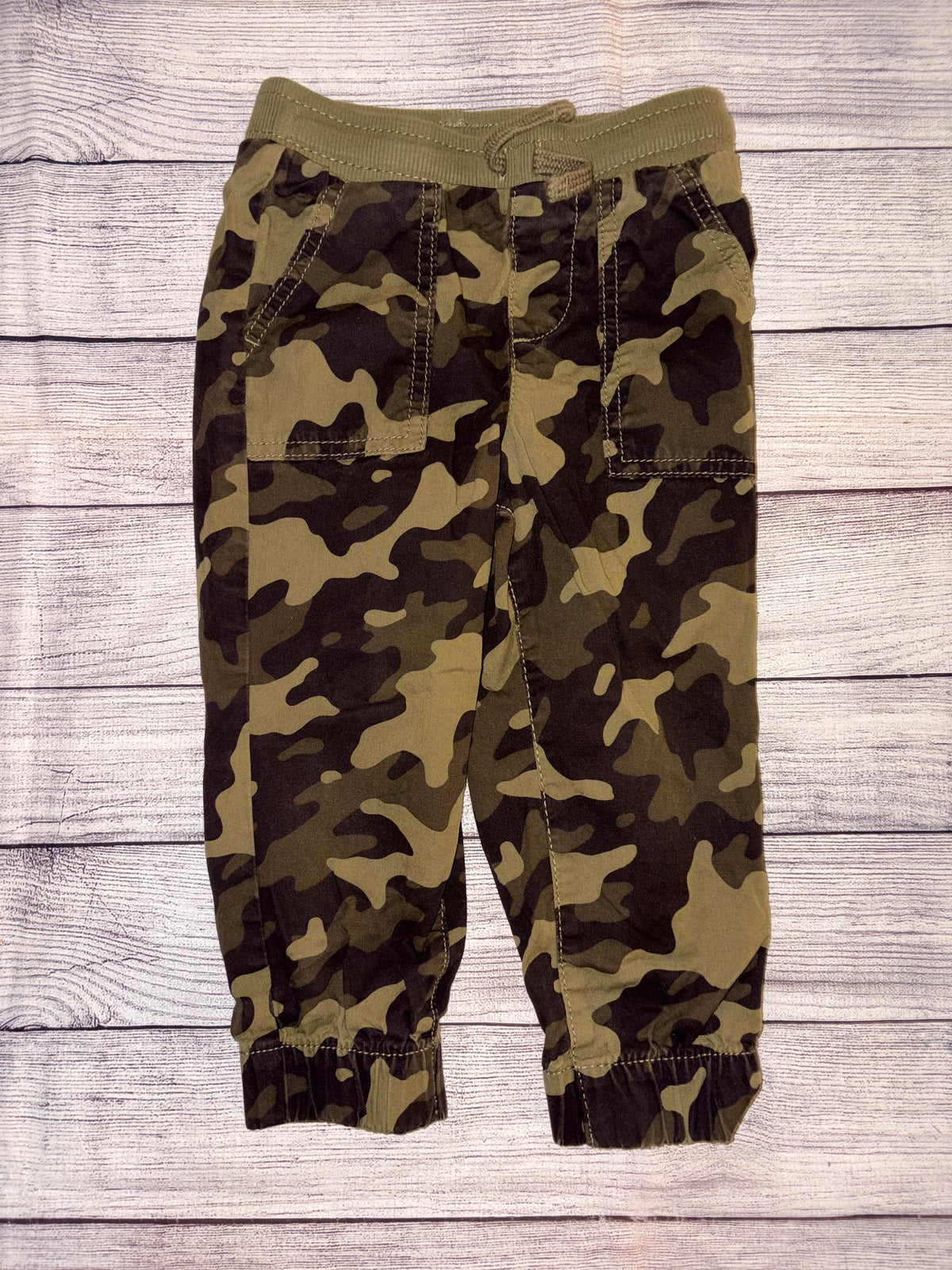 Seller 124 Jumping Bean Boy’s 3T Camo Pants