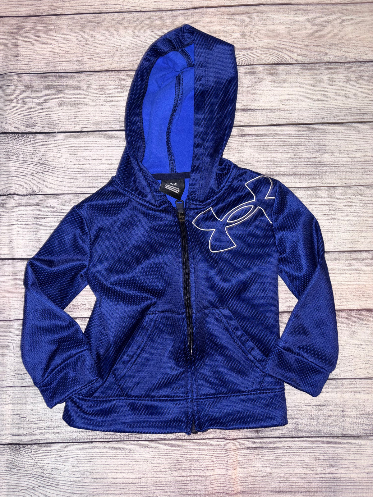 Seller 124 Under Armour Boy’s 2T Zip Up