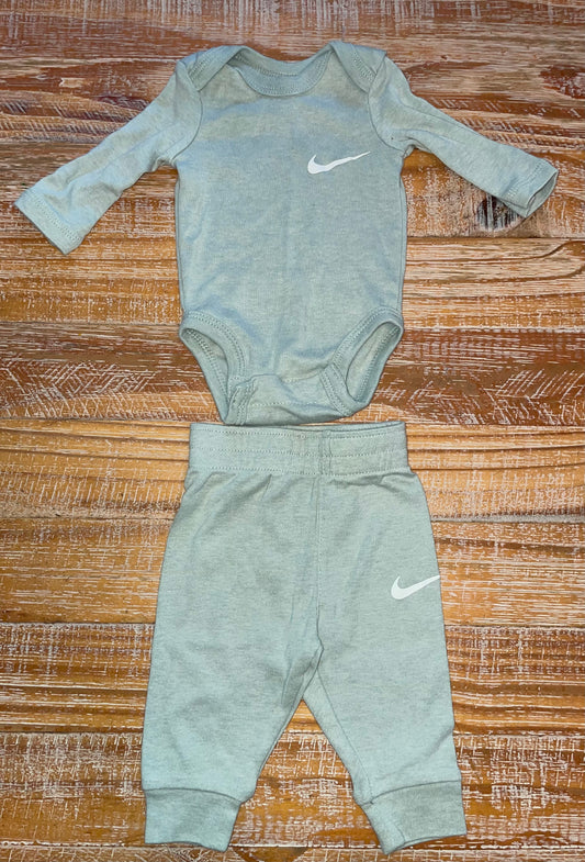 #4 Nike Light Green Long Sleeve Set Boys Newborn