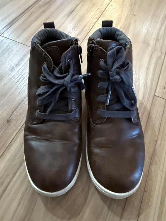 Seller #81 Boys Size 4 Cat and Jack Brown Boots