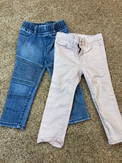 #47 girls 2T baby gap jeans, light pink and denim