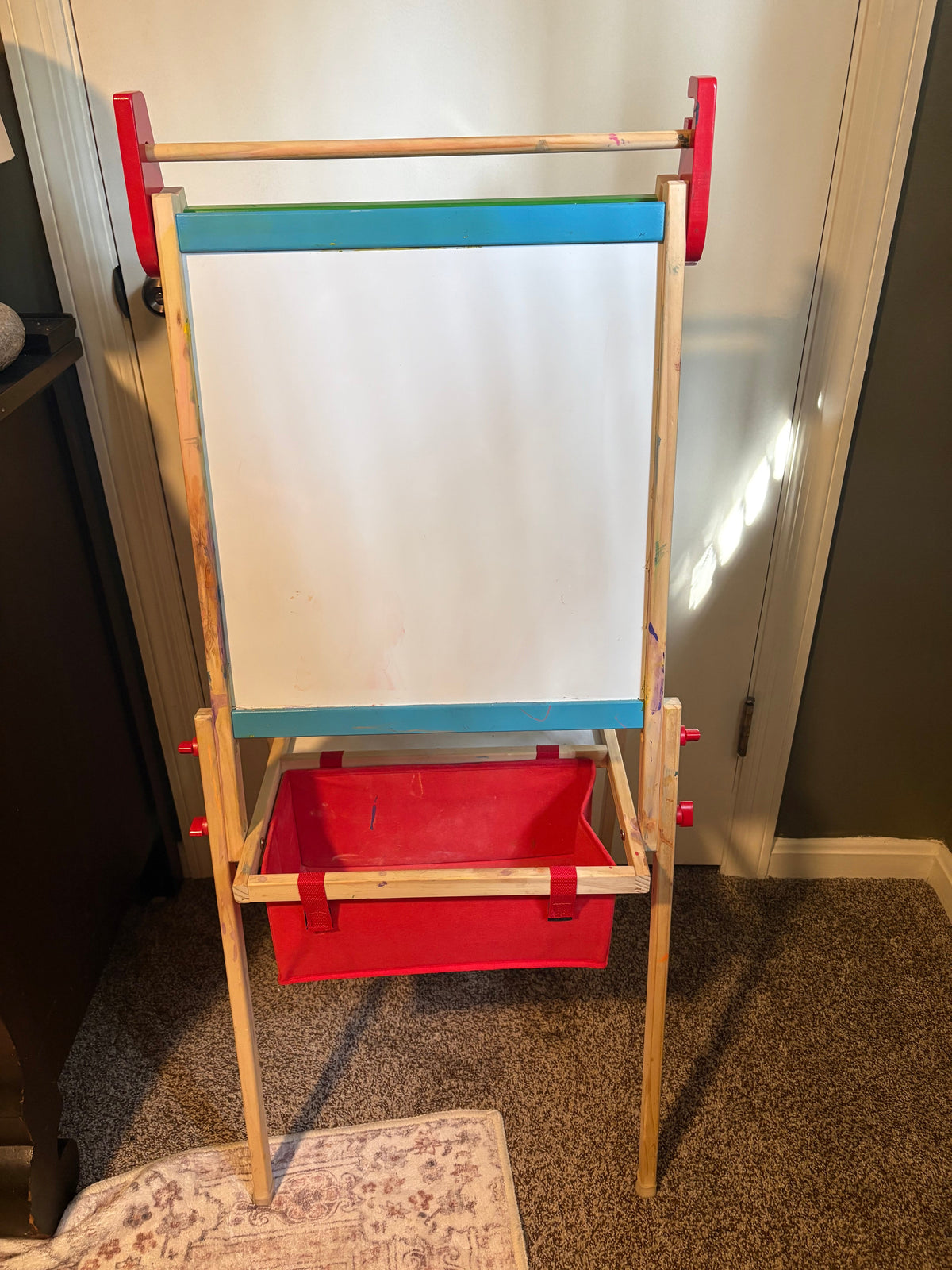 Seller #177 Kids Art Easel