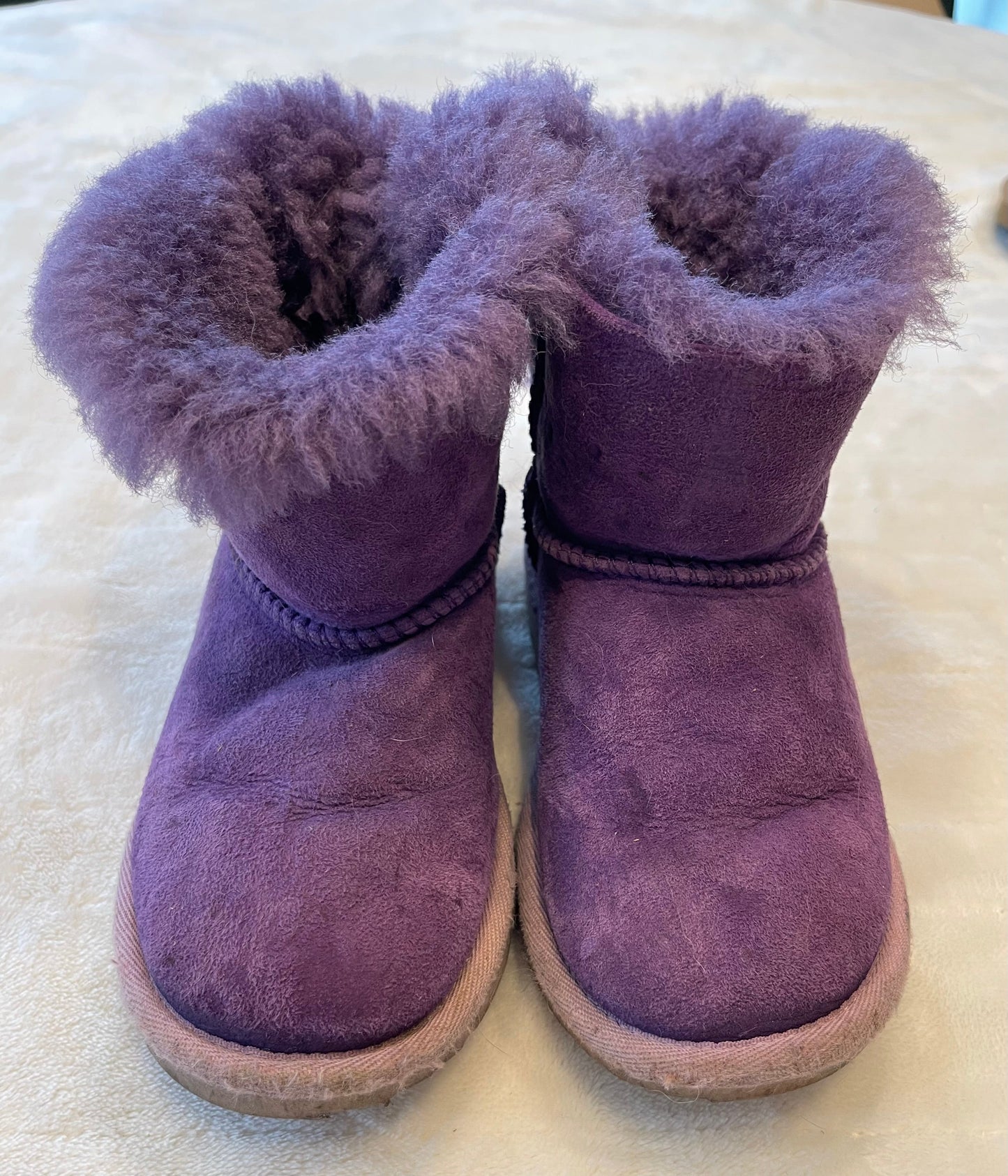 #212 Ugg size 11