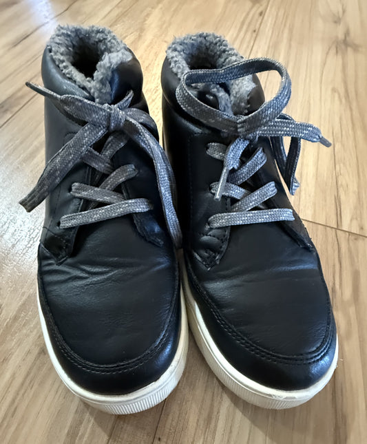 Seller #81 Boys Size 3 Cat and Jack Black Boots