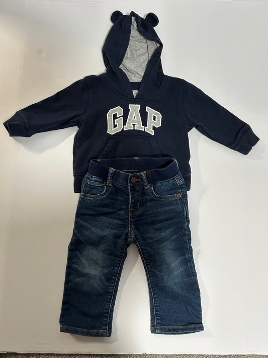#27 Boys 12-18 months Baby Gap outfit