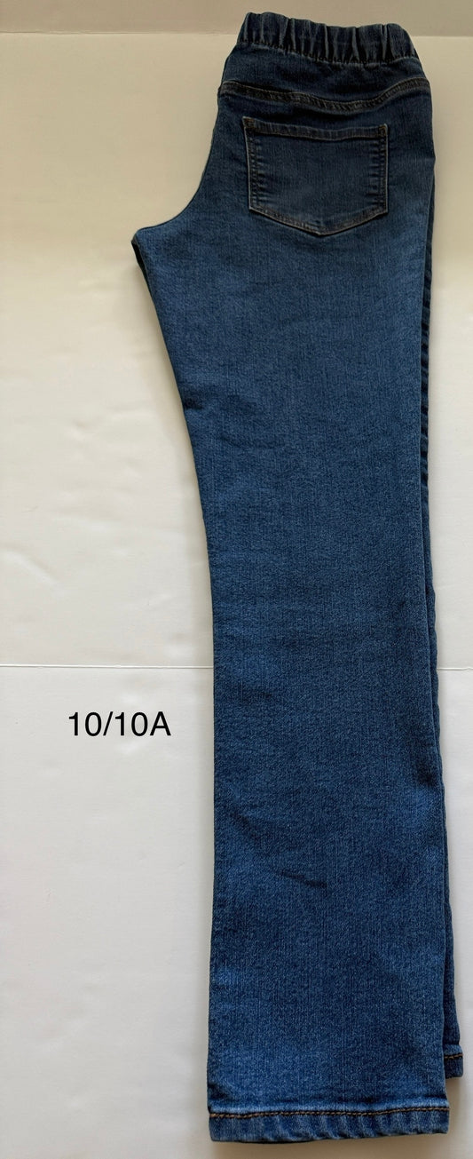 Seller #90_Oshkosh GUC girl size 10/10A pull on straight leg jeans