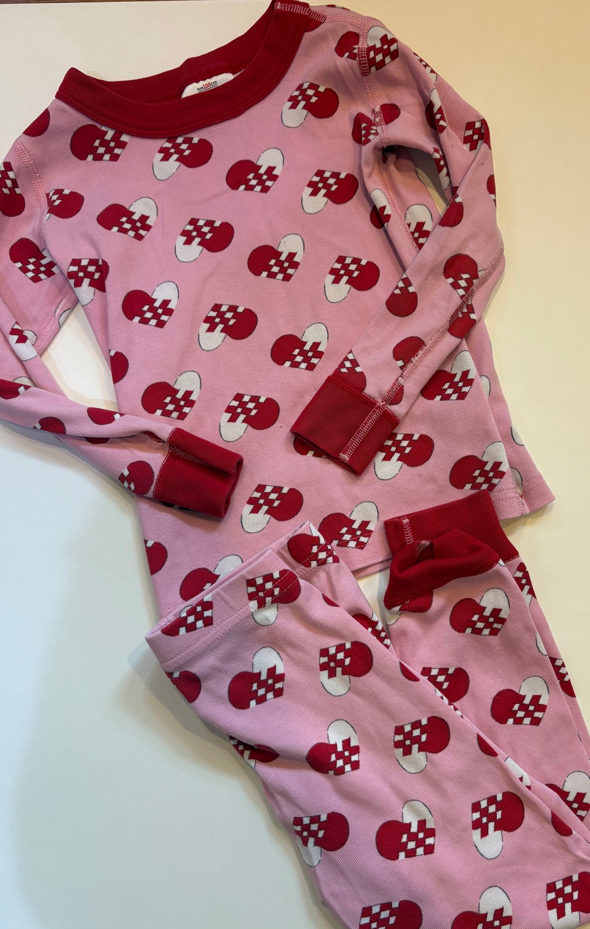 Seller 186 - Hanna Andersson Girls Hearts PJs - Size 100 (4T) VGUC