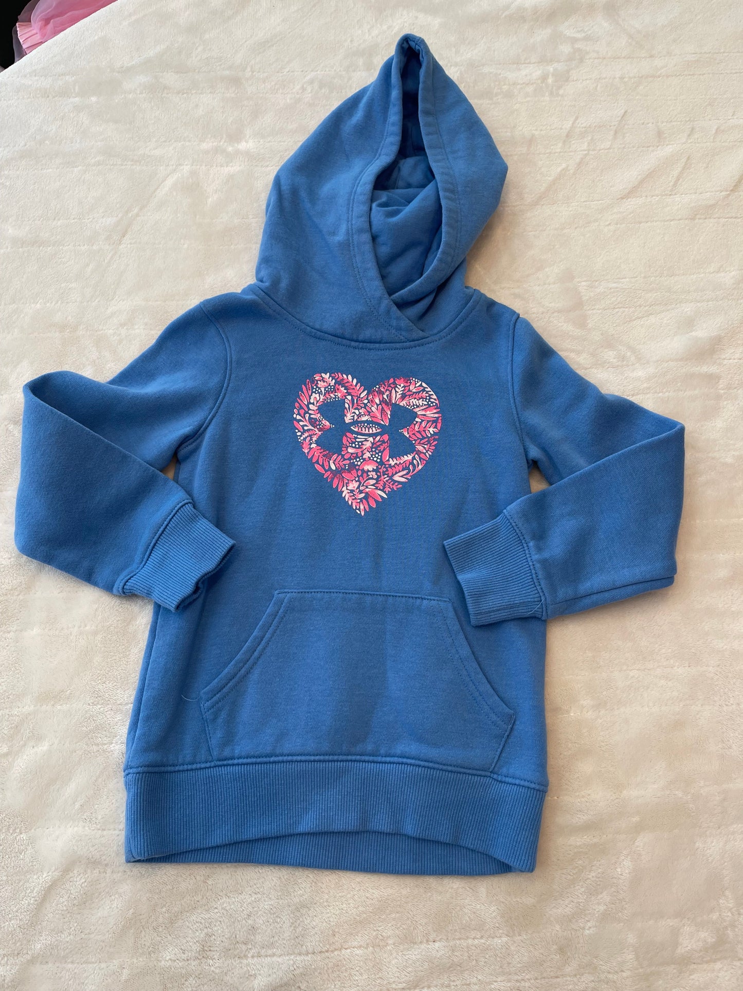 #212 Under Armour hoodie EUC size 4T