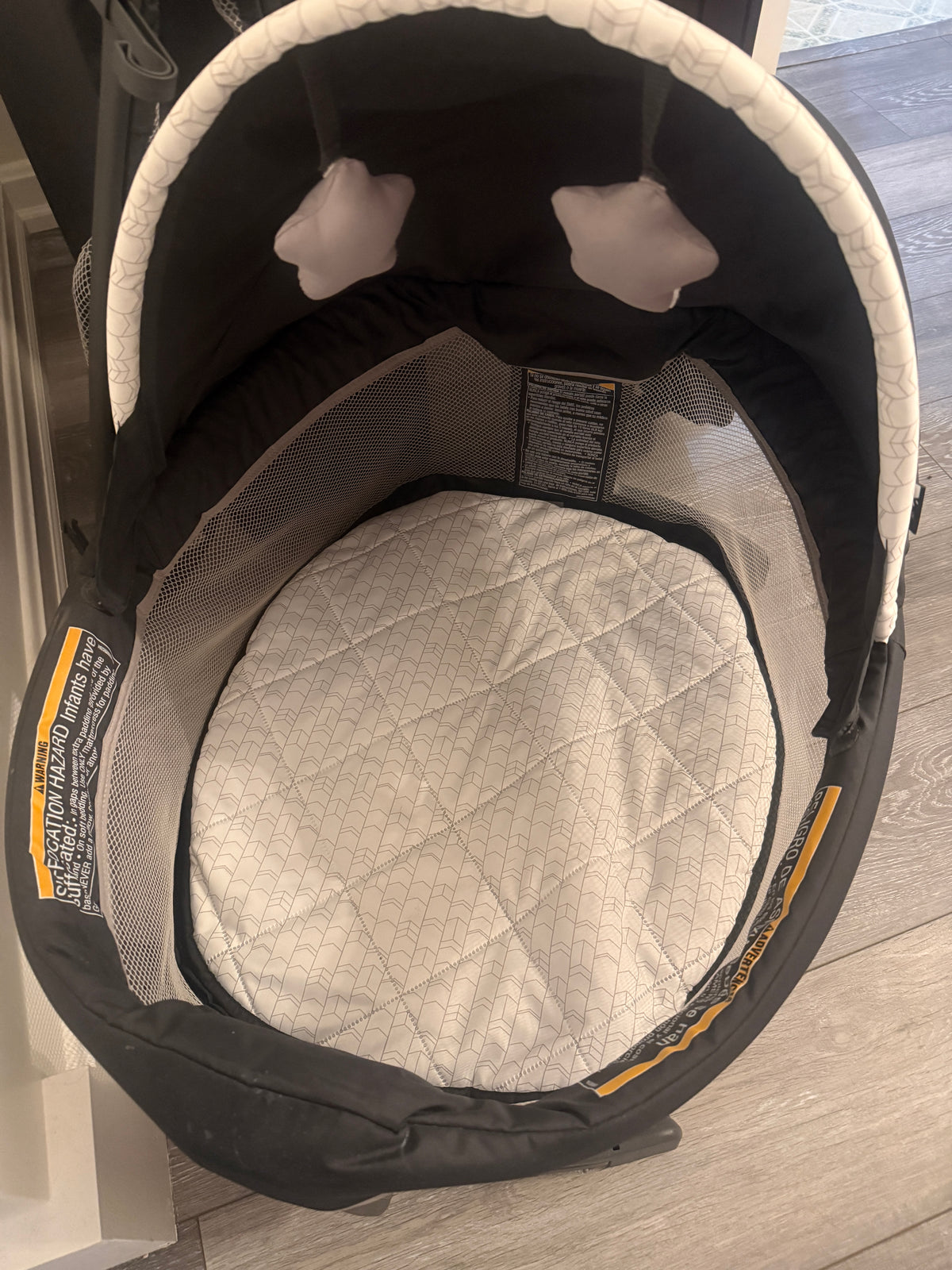 #170 Graco Pack n Play Travel Dome LX playard—removable bassinet, changing station, side storage, bassinet insert
