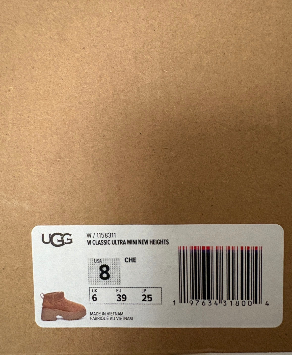 #116 Women’s Ugg Classic Ultra Mini New Heights 8