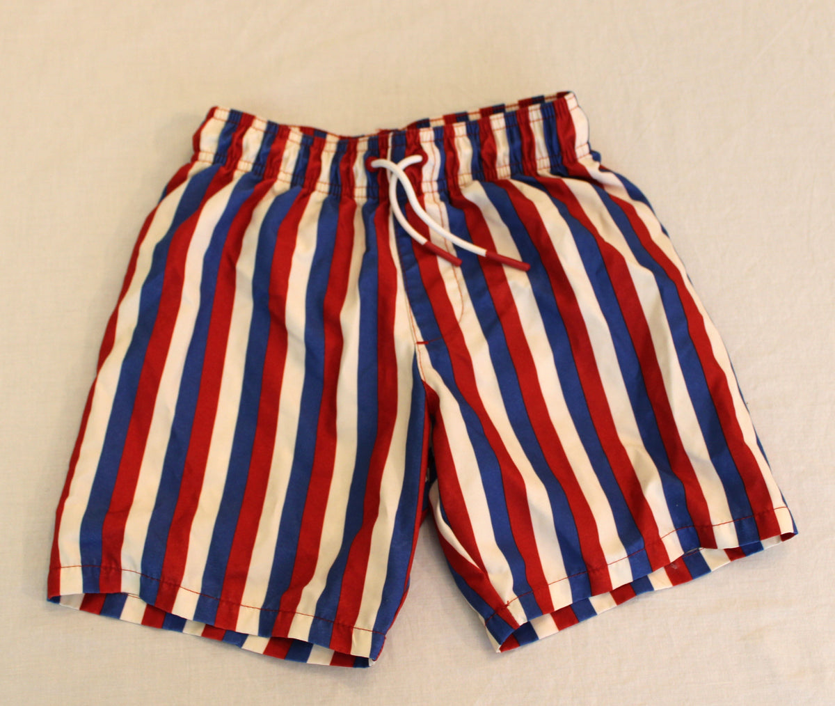 #168 5T Boys Cat & Jack swim trunks