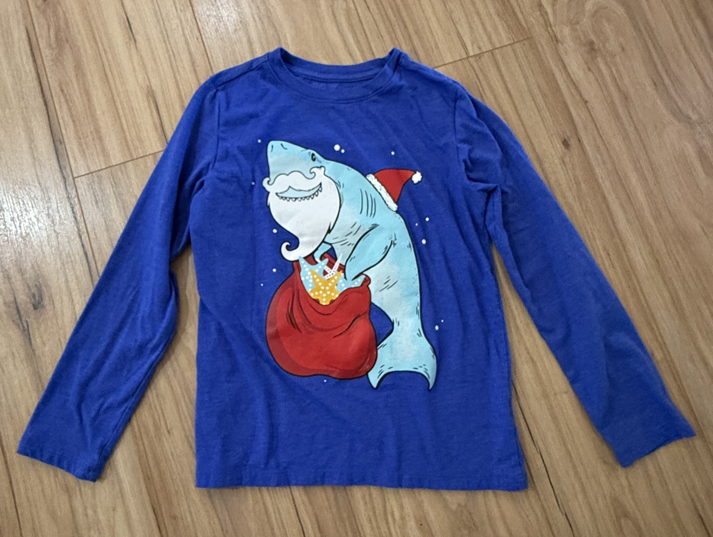 Seller #81 Boys Size 8/10 Cat and Jack Christmas Shark Shirt
