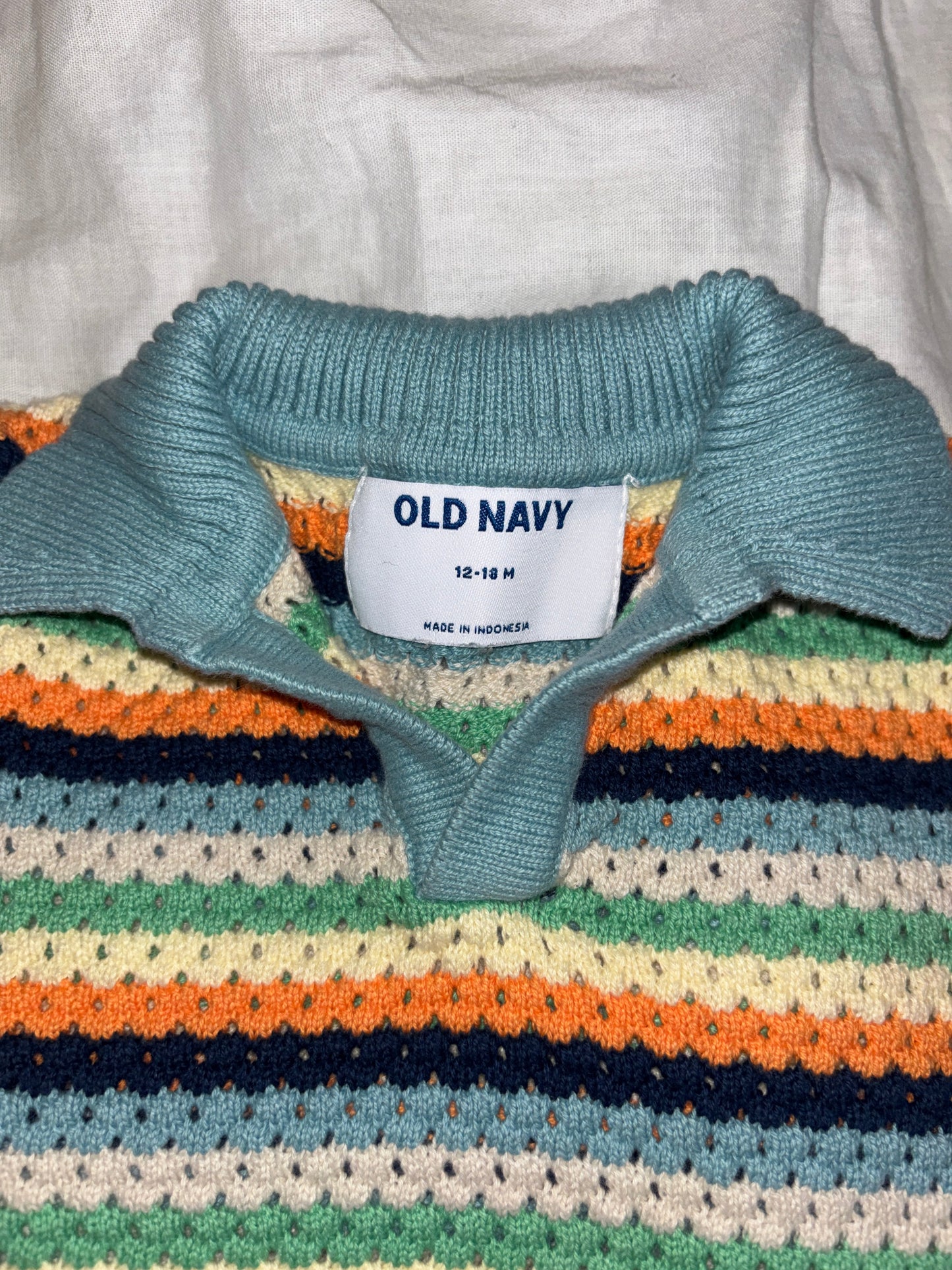 #148 Old Navy 12-18m Outfit Boys