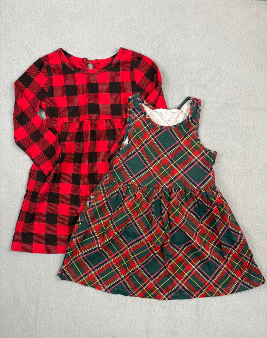 #39 2T, Girls, plaid Christmas dress bundle (2),
