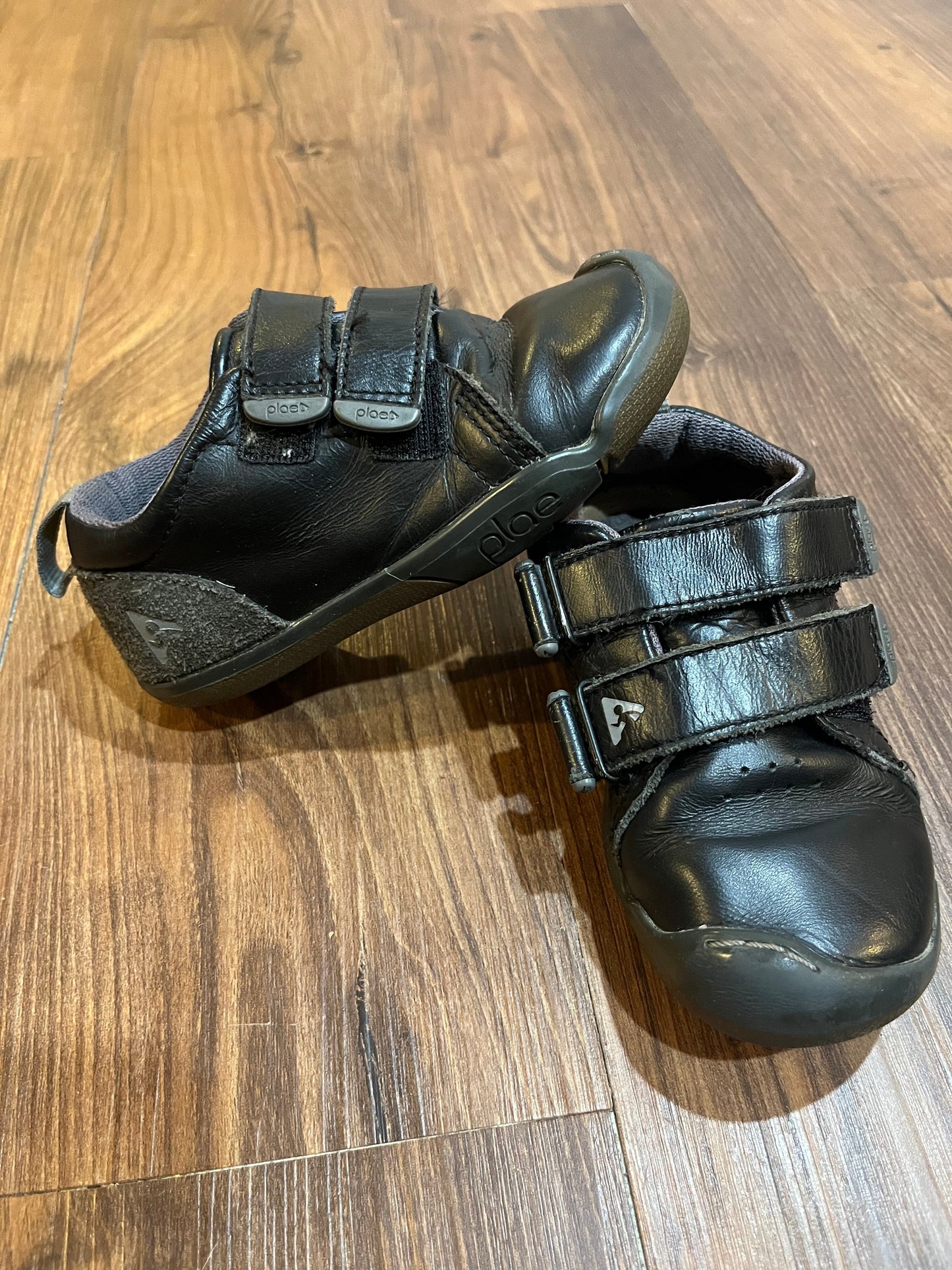 #67 REDUCED Plae Black Roan Shoes 9