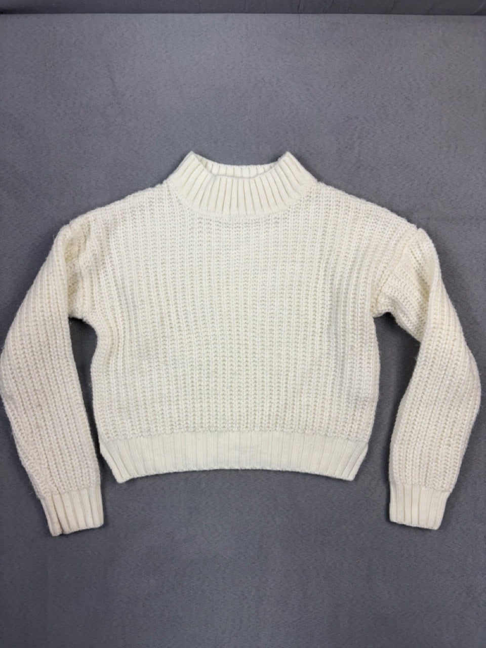 #39 Small, Girls, Forever 21, cream sweater,