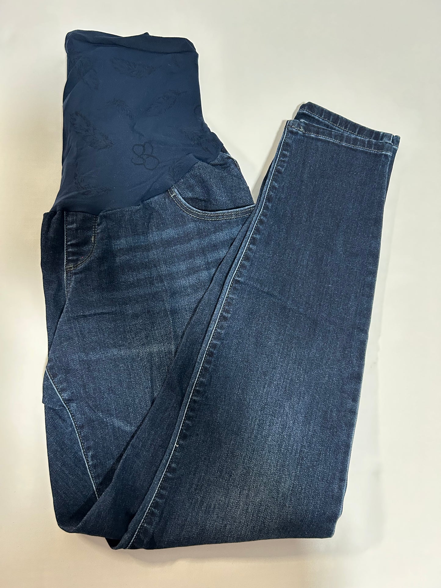 #27 Jessica Simpson Maternity Skinny Jeans (size L)