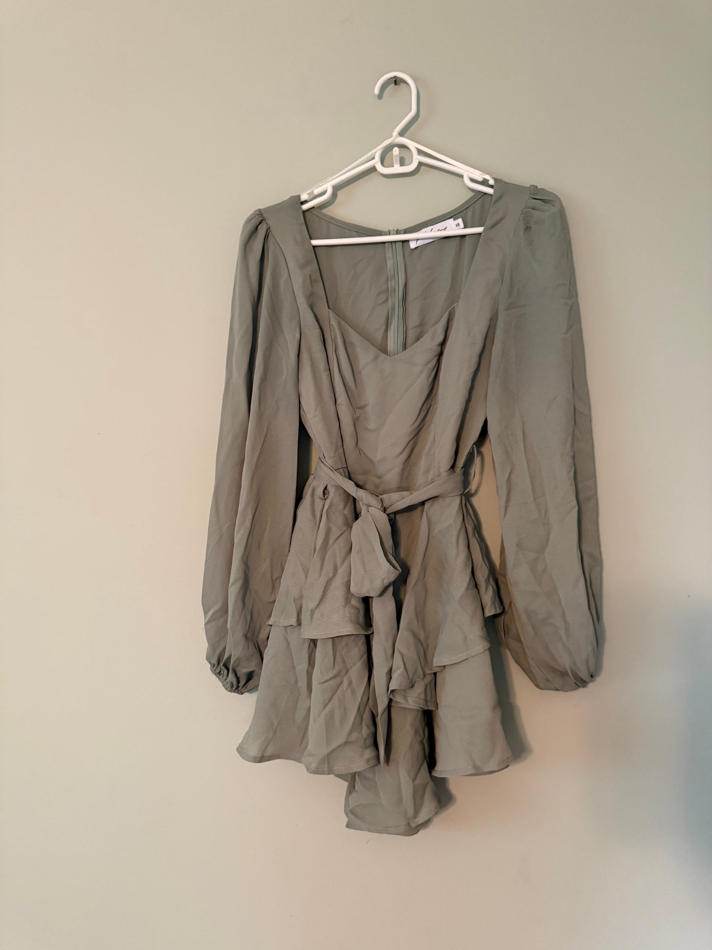 Petal & Pup | Romper | Size XS | Light Green