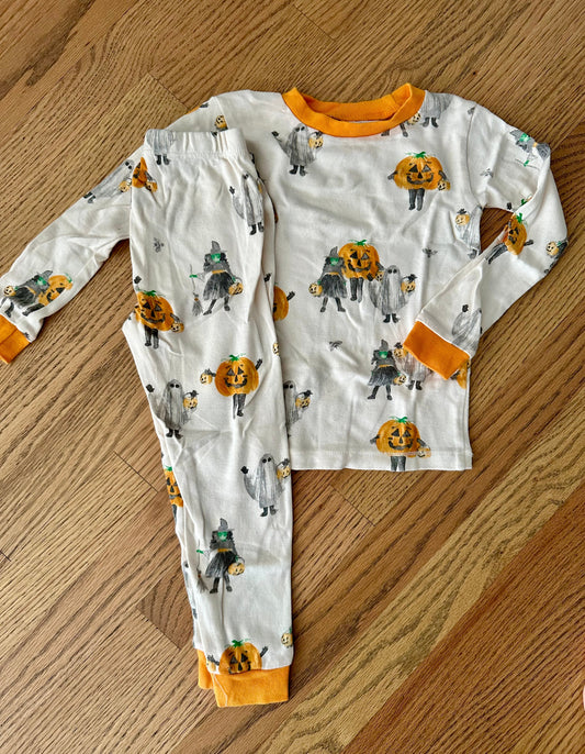#198- Boys/ Girls, Burts Bees, Halloween PJs- Size 3T
