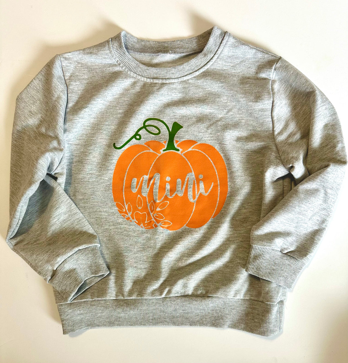 #80 Girls 4T pumpkin sweatshirt “mini”