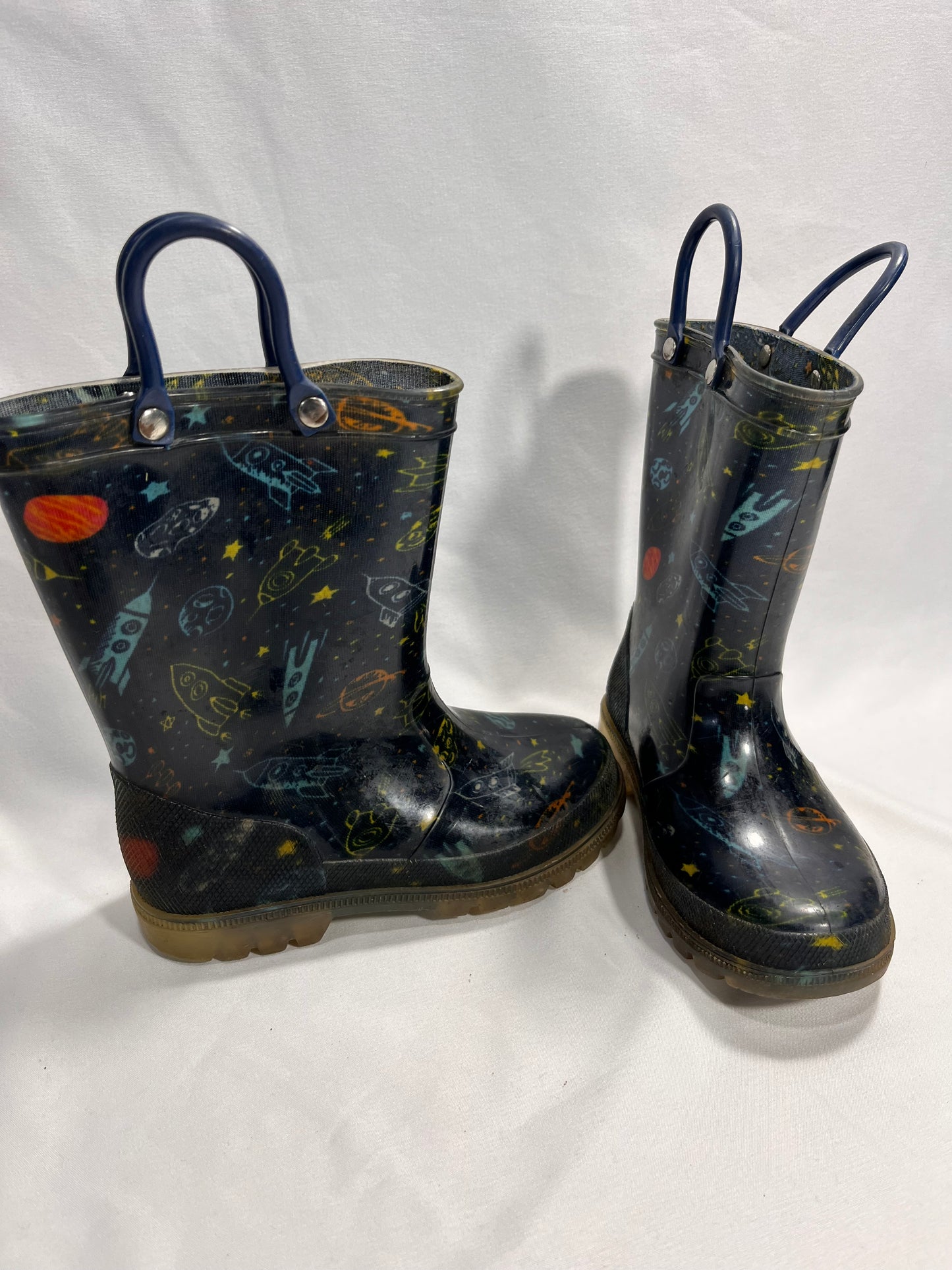 Boys size 9 rain boots