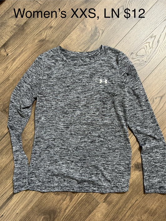 137 Women's XXS UA long sleeve grey and black long sleeve shirt