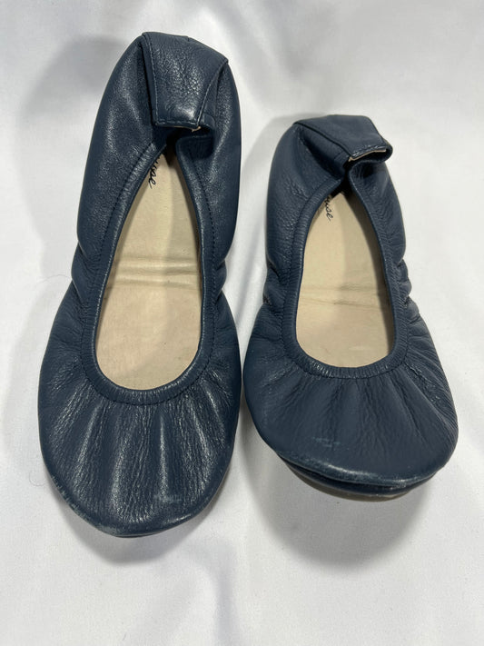 Size 7 women’s storehouse leather flats navy blue