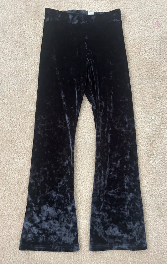 #15 *Reduced* ON M (8) Crushed Velvet Flare Leggings