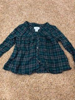 #47 girls 4T old navy Christmas shirt, green and silver