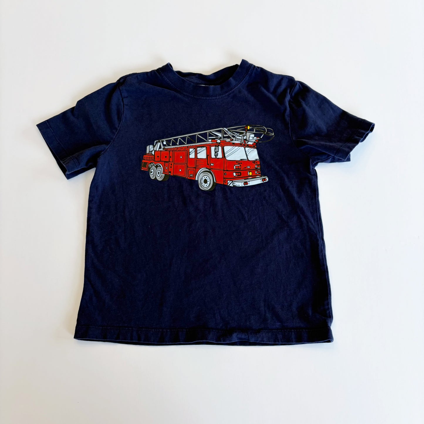 #79 | Size 6-7 | Hanna Andersson Boys Fire Truck T Shirt