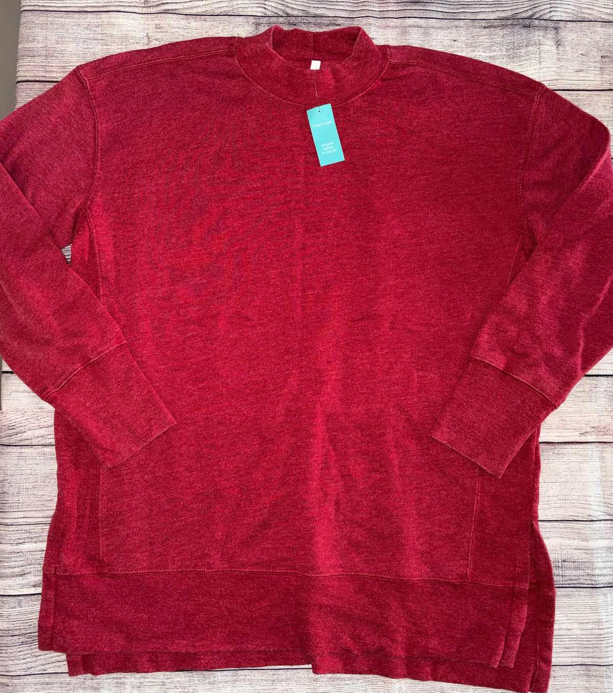 Seller 124 NEW Maurice Women’s Medium Pullover