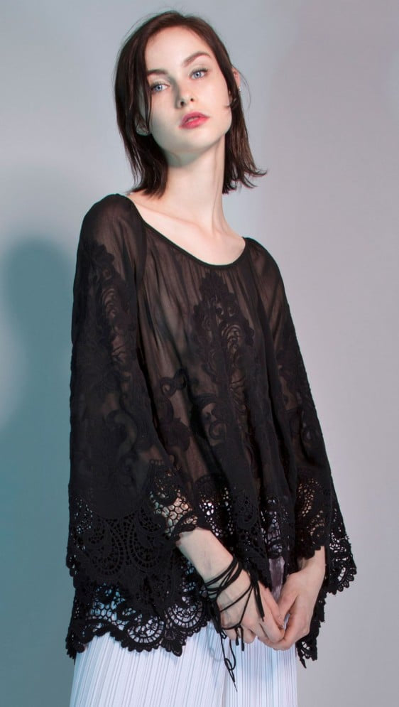 #118 | Size XS | Yoana Baraschi Women's Black Lace Detail Top