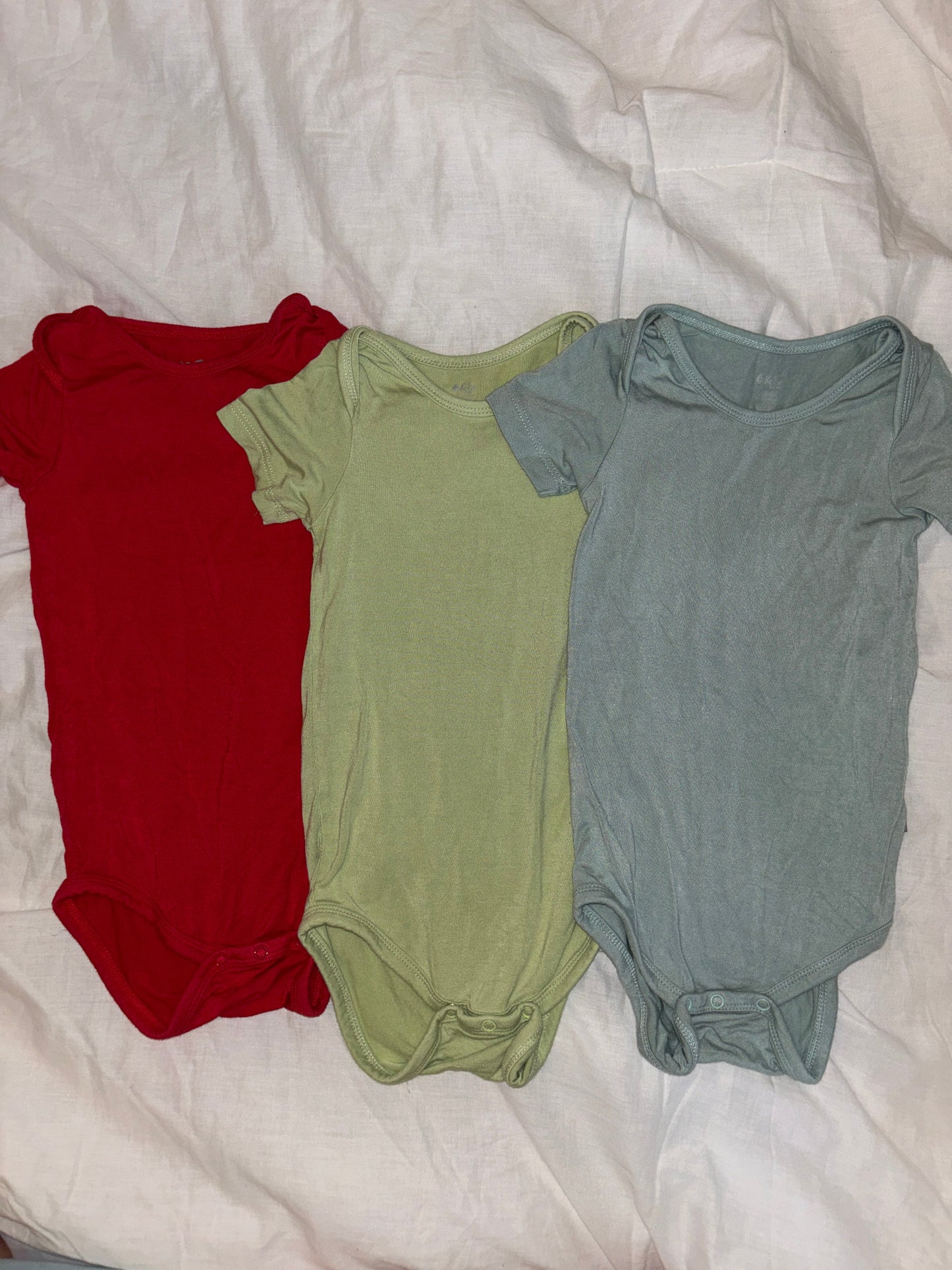 #148 Kyte Baby Bodysuit Bundle 18-24 (3)