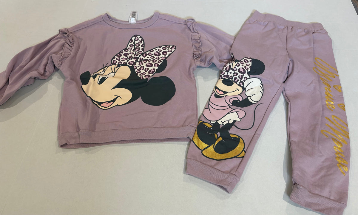 #25 Girls size 5 Disney purple sweatshirt and sweatpants outfit