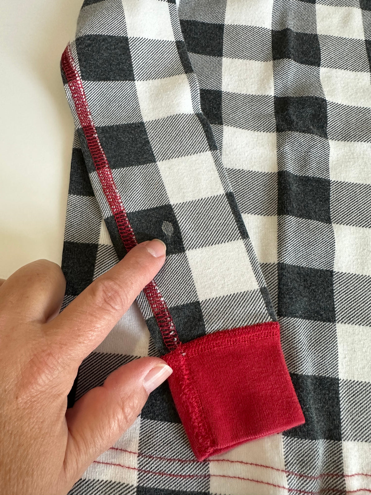 #80 Hanna Andersson size 4 / 100 Buffalo check pajamas