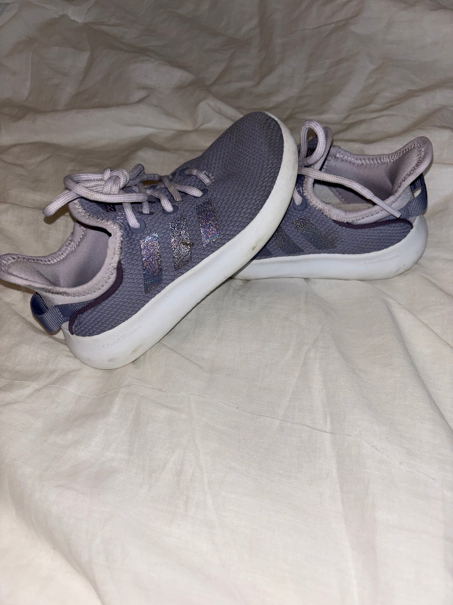 #148 ADIDAS Girls Size 10.5