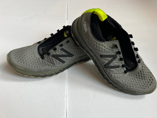 #180 Mens Shoe Size 11.5 New balance Hierro Fresh Foam Waterproof Running Shoes