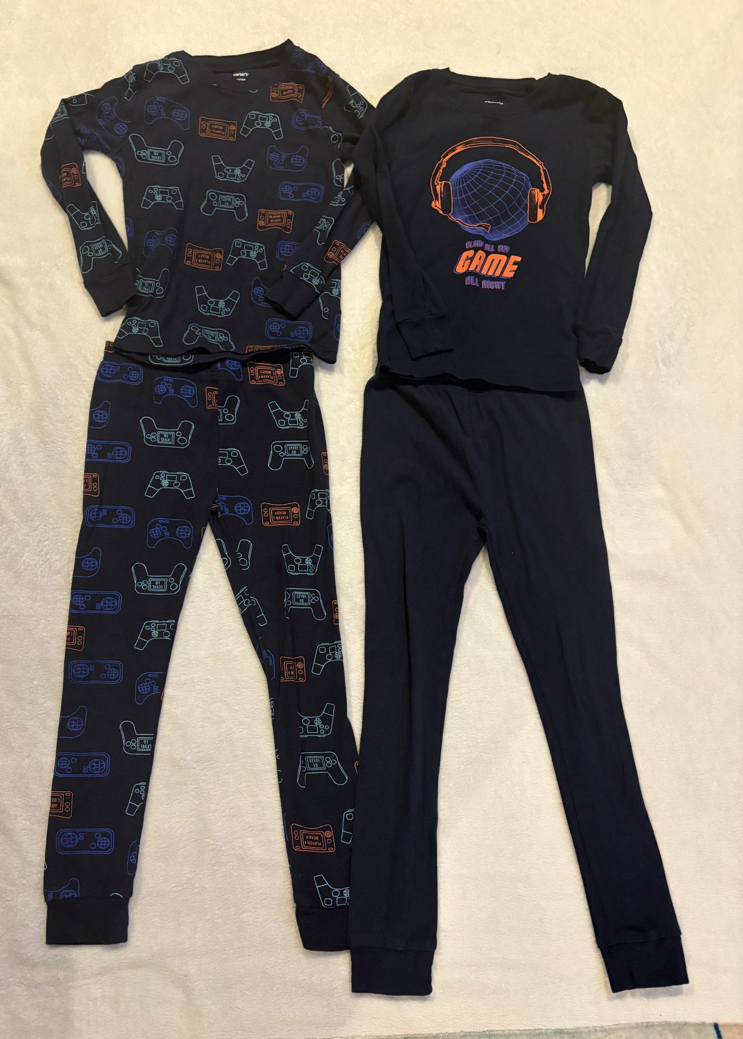 Seller #80 - Boys size 7 Carters gamer long sleeve pajamas x 2